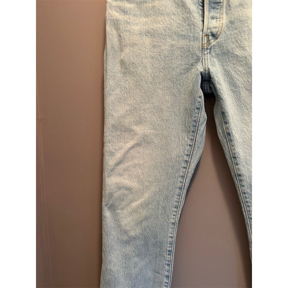 Levi’s 501 Jeans Womens 30x30 Light Wash Straight Leg Button Fly Blue - Picture 8 of 14